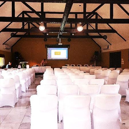 Return To Paradise Resort & Spa Matautu Bagian luar foto